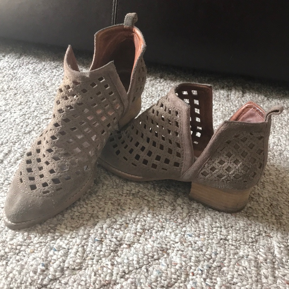 Jeffery Campbell suede booties size 10